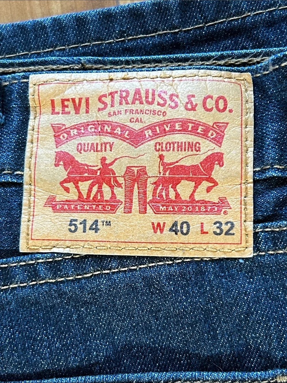 Levi's Men's 514 Straight Jeans in Dark Blue Denim 40 x 32